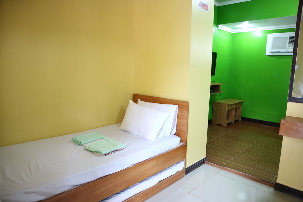 Dubay Panglao Beachfront Resort Libaong Bagian luar foto