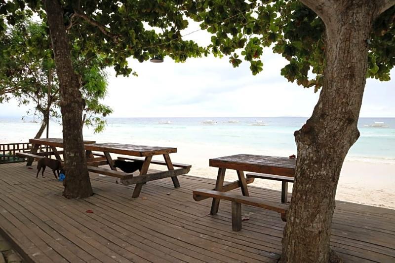 Dubay Panglao Beachfront Resort Libaong Bagian luar foto
